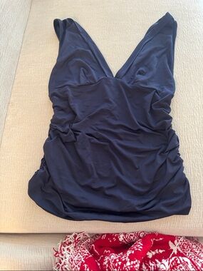 SHEIN Navy Plunge Neck Tank Top